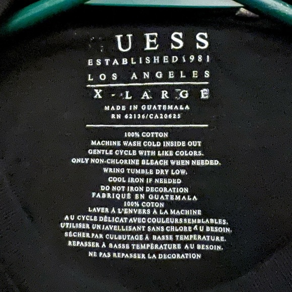 Guess shirt - Picture 3 of 3